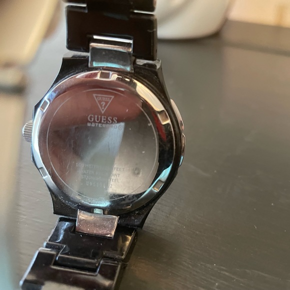 Black Guess Watch - Picture 4 of 4